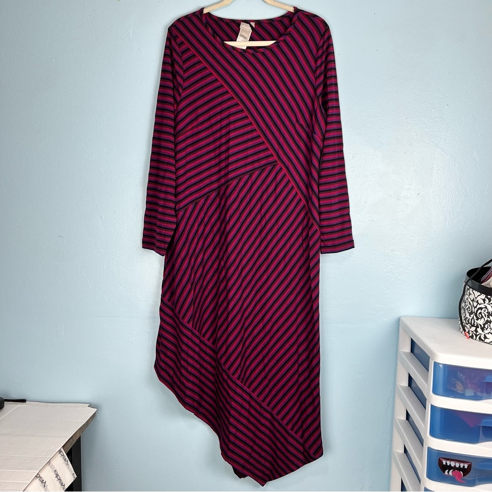 Chico's Sz 12/14 Assymetrical Hem Maxi Dress Stripe Stretchy Red Modest Casual